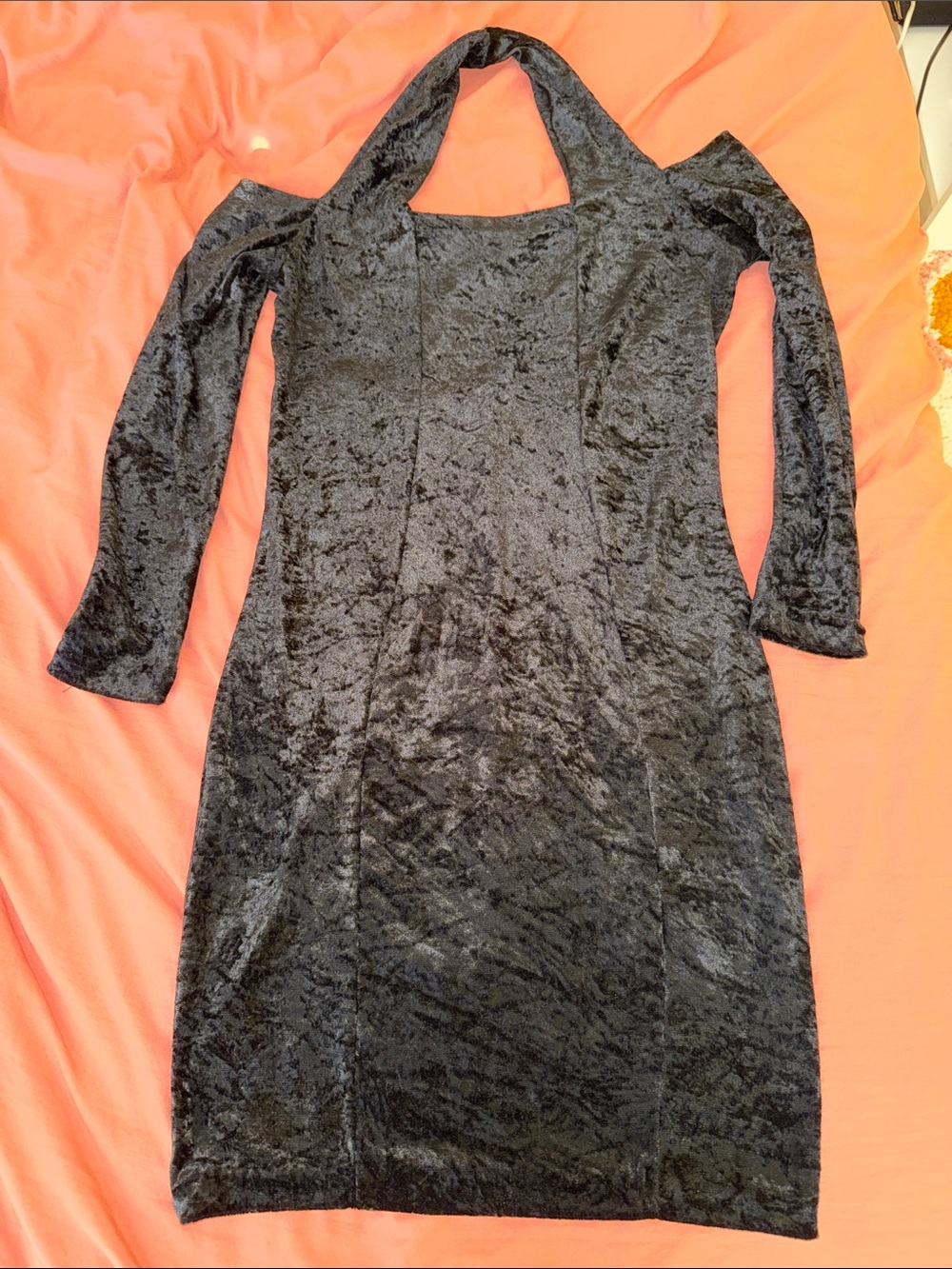 Vintage crushed velvet Long-Sleeve Cold-Shoulder Dress